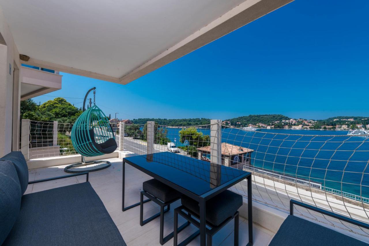 New Five Star Superior Apartment 자톤 외부 사진